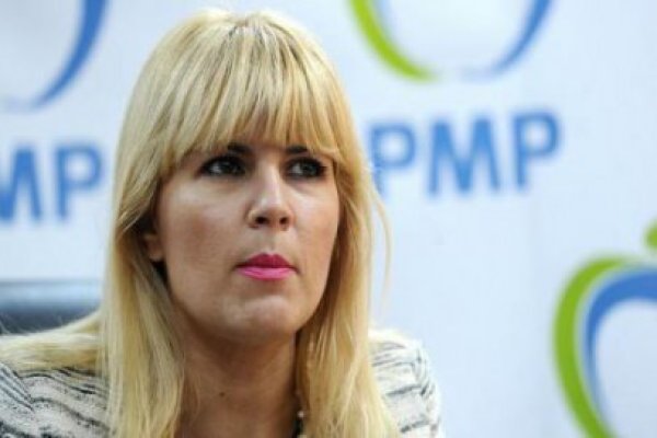 Elena Udrea: Vom face plângere lui Ponta că ameninţă şi şantajează oamenii care au semnat petiţia PMP